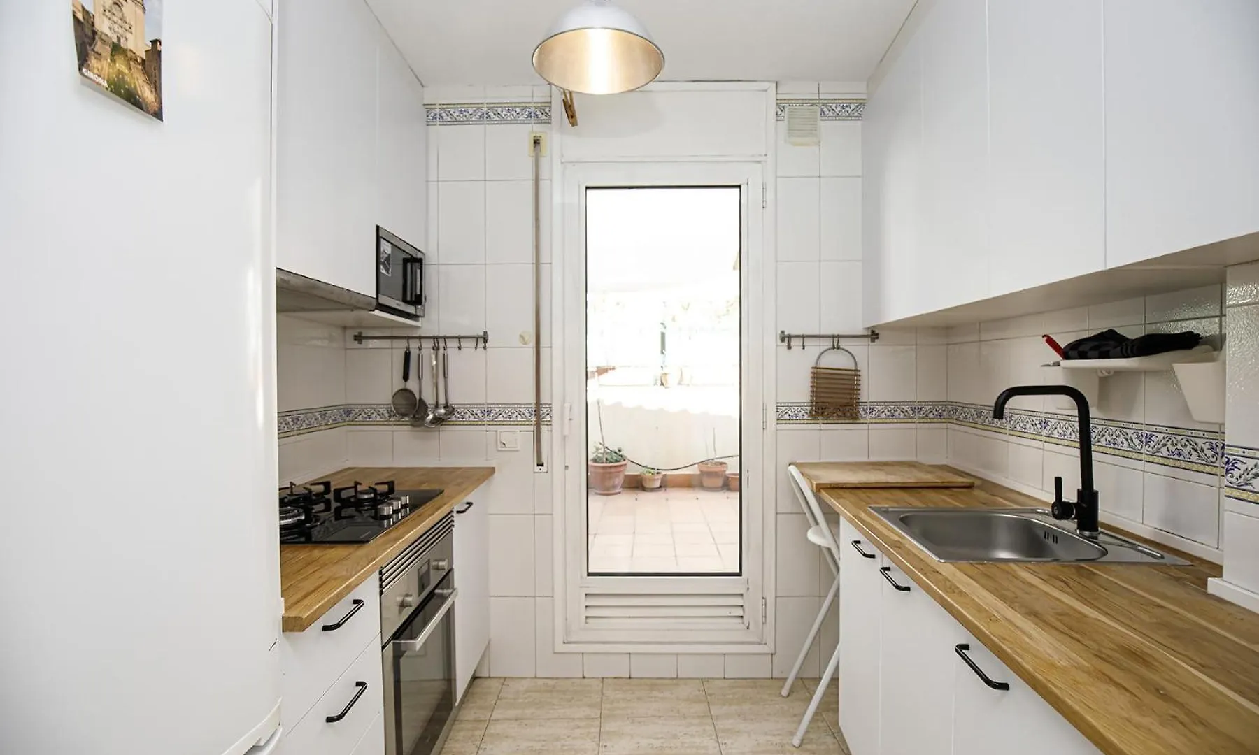 Apartamento Con Dos Grandes Terrazas En Girona 0*,  Spain