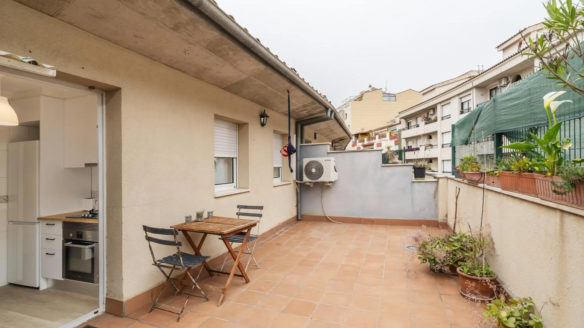 Apartamento Con Dos Grandes Terrazas En Girona 0*,  Spain